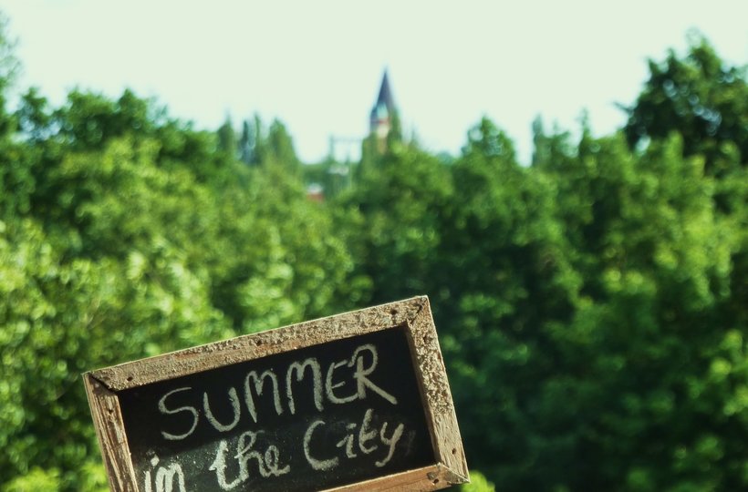 Schild "Summer in the City"